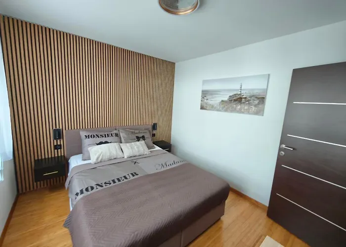 Διαμέρισμα Luxury Elis With Private Pool