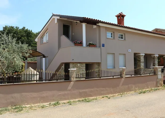 Luxury Elis With Private Pool * Pula