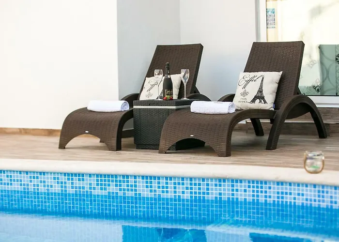 Luxury Elis With Private Pool Appartement