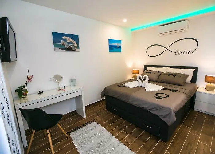 Luxury Elis With Private Pool Appartement