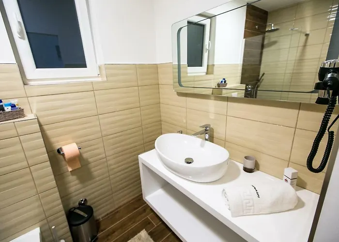 Luxury Elis With Private Pool Daire Pula