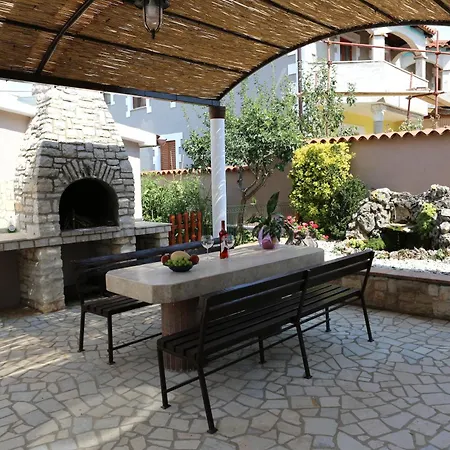Luxury Elis With Private Pool Appartamento